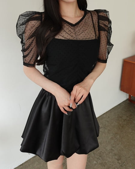 【SOELA】【5／17 24時までの限定価格】フロッキードットブラウス