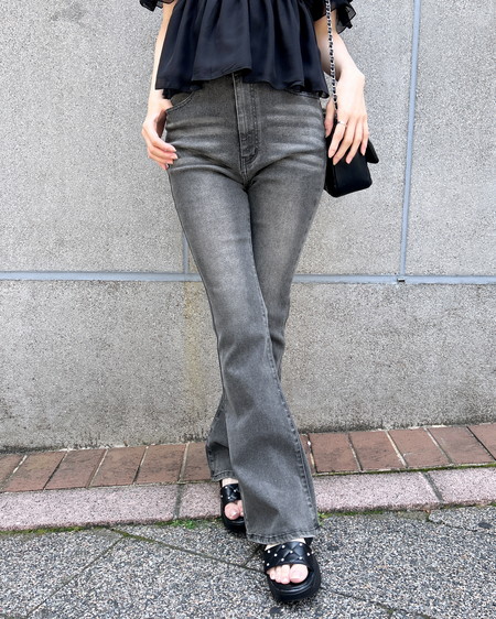 グリッターラメフレアデニムパンツ