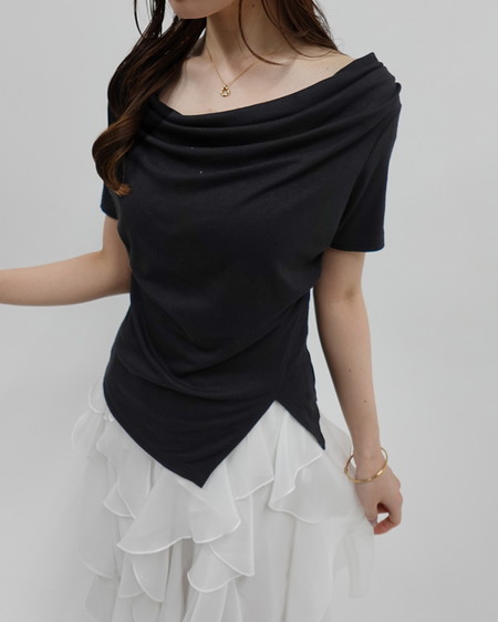 【SOELA】【5／25 24時までの限定価格】アシメドレープ半袖トップス