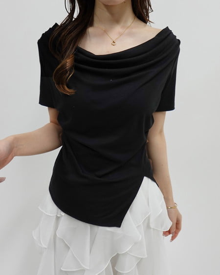 INGNI(イング) アシメドレープ半袖トップス クロ