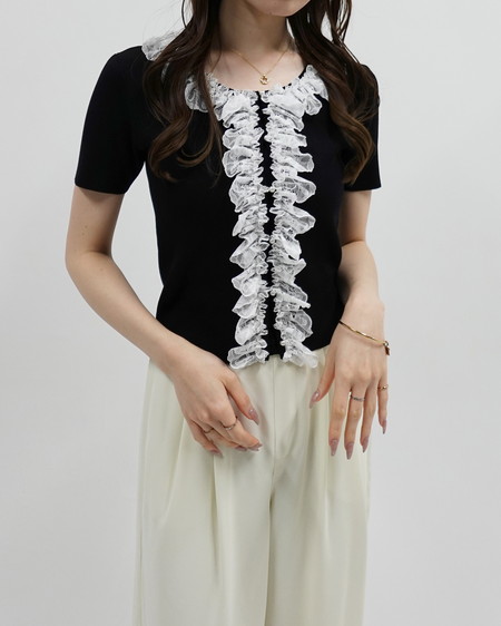 【SOELA】【5／25 24時までの限定価格】レーストリムフリルニットカーディガン