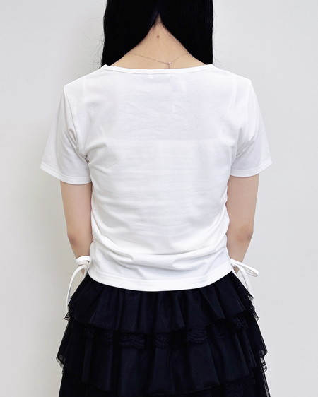 INGNI(イング) サイドドロストドット貼付ロゴTシャツ オフホワイト