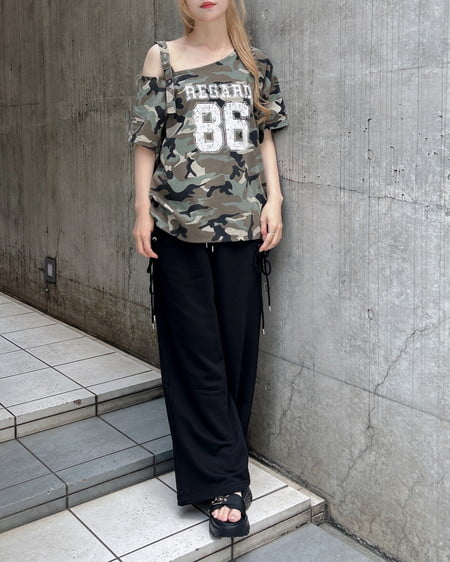 INGNI(イング) 肩ベルト付ワンショルナンバリングTシャツ メイサイ