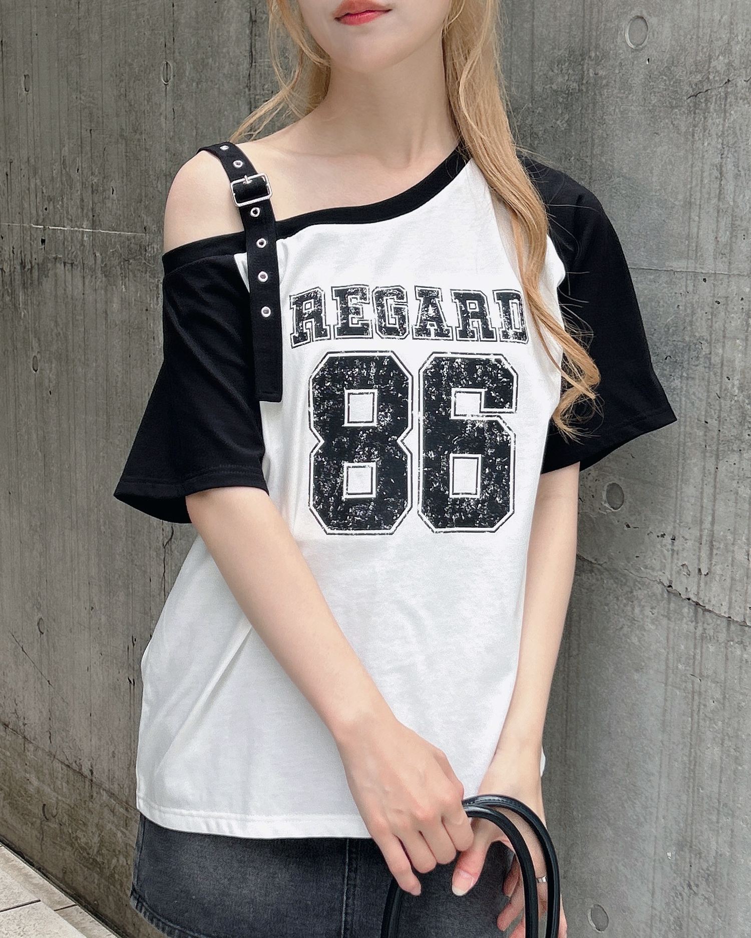 肩ベルト付ワンショルナンバリングTシャツ