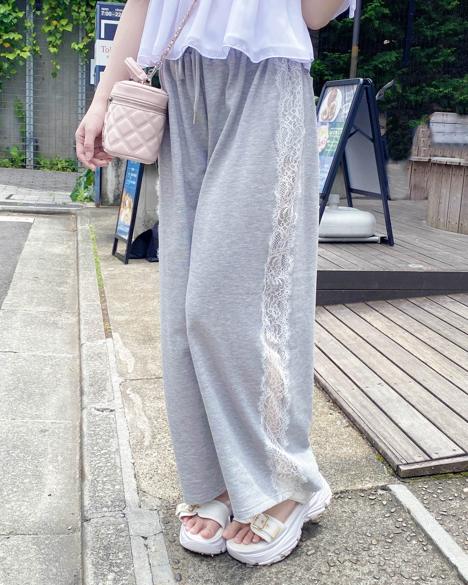 サイドレースラメスウェットパンツ