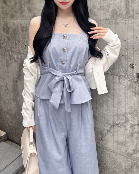 金ボタンビスチェ＋ワイドパンツ／セットアップ