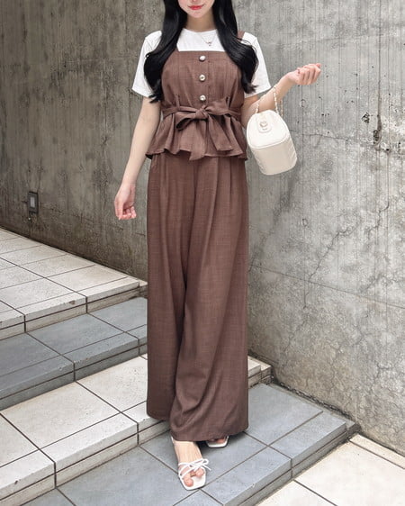 金ボタンビスチェ＋ワイドパンツ／セットアップ
