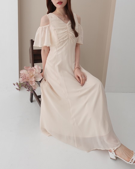 【SOELA】【6／15 24時までの限定価格】シアーバックレースアップワンピース