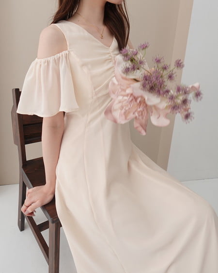 INGNI（イング） シアーバックレースアップワンピース ｱｲﾎﾞﾘｰ