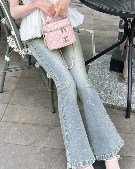 【7／15 2時までの限定価格】【新サイズ登場／XS～Lサイズ】ビジュー付フレアデニムパンツ