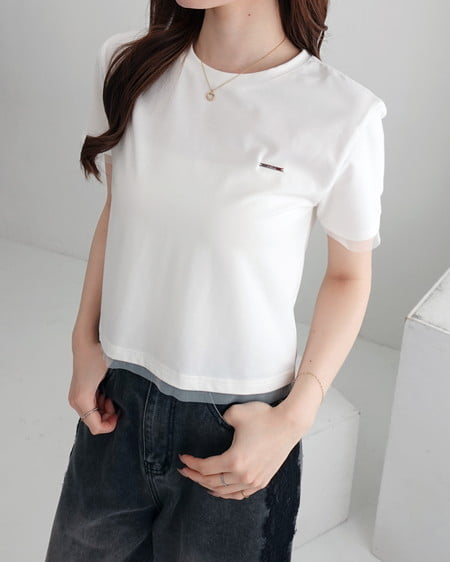 INGNI（イング） プレート付チュールドッキングコンパクトTシャツ ｵﾌﾎﾜｲﾄ