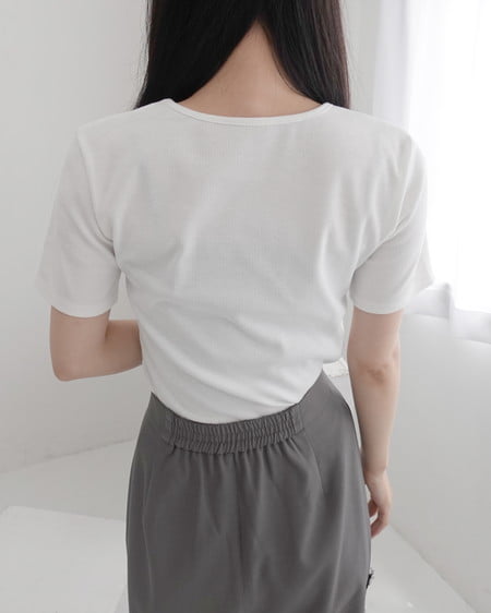 INGNI（イング） カットアウト半袖トップス ｵﾌﾎﾜｲﾄ