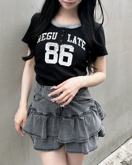 INGNI（イング） ヘンリーネックレイヤードナンバリングトップス ｸﾛ