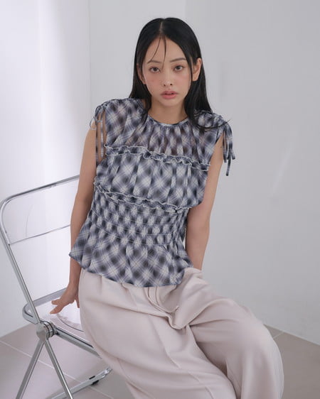 INGNI(イング) チェックシャーリングブラウス クロチェック
