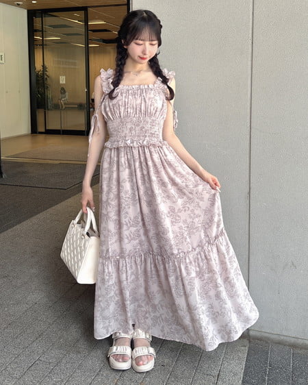 花柄シャーリングティアードロングワンピース
