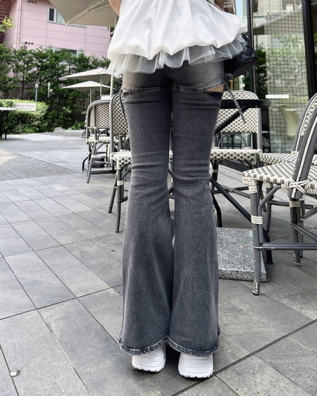 INGNI（イング） サイドリボンフレアデニムパンツ ｸﾞﾚｰ