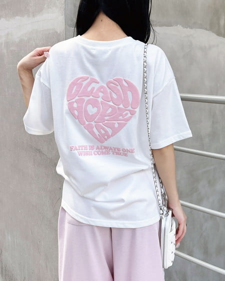INGNI(イング) バックハートラメチュニックTシャツ オフホワイト/ピンク