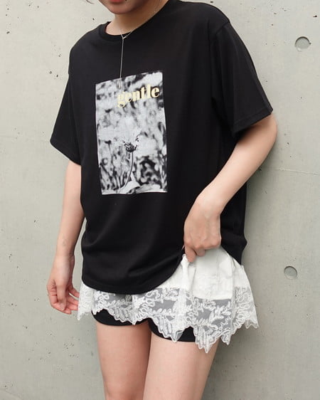INGNI(イング) フラワーフォトTシャツ クロ