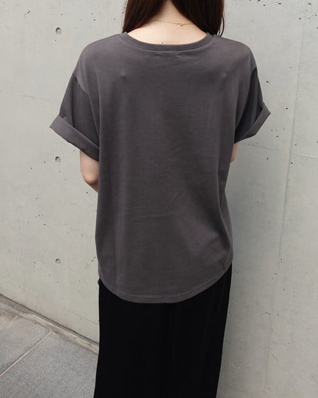INGNI(イング) フラワーフォトTシャツ チャコールグレー
