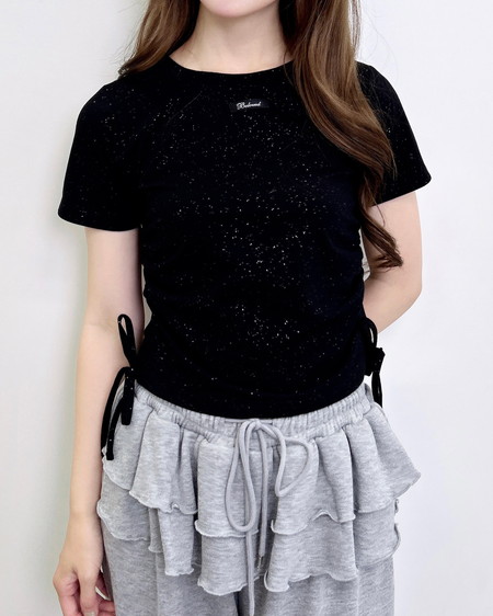 テープロゴラメTシャツ