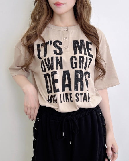 かすれロゴヘンリーネックチュニックTシャツ