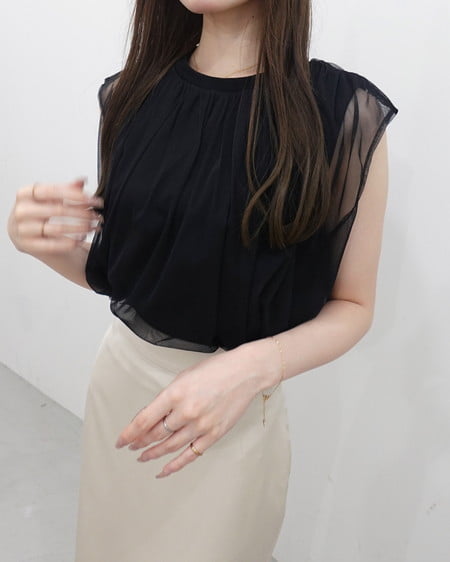 INGNI(イング) オーガンジーレイヤードトップス クロ