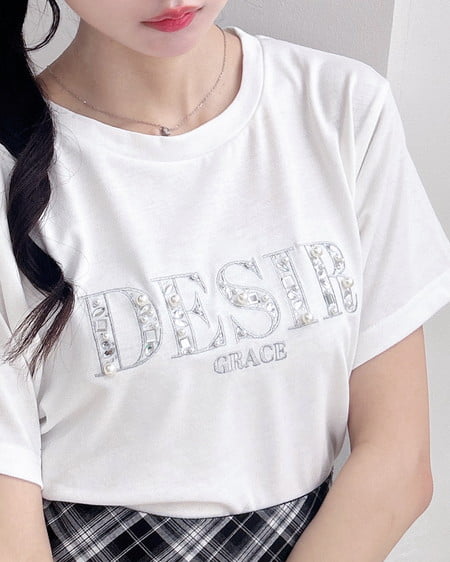 INGNI（イング） ビジューロゴ刺繍Tシャツ ｵﾌﾎﾜｲﾄ