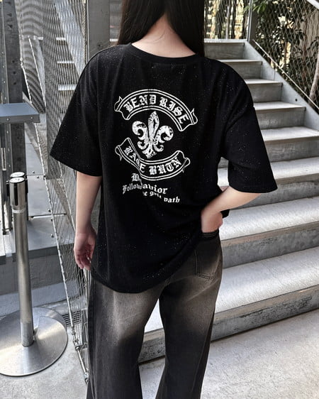 INGNI（イング） バックラインストーンロゴチュニックTシャツ ｸﾛ