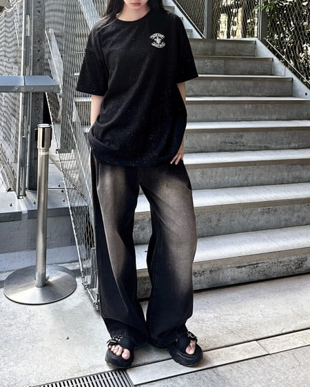INGNI（イング） バックラインストーンロゴチュニックTシャツ ｸﾛ