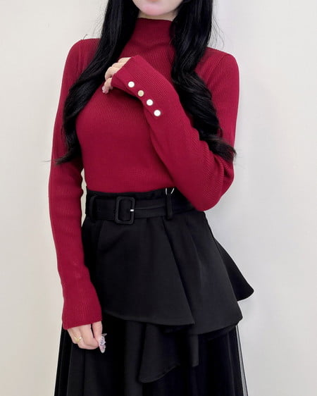 【今だけ早割／WEB限定】ボトルネック袖金ボタンニット