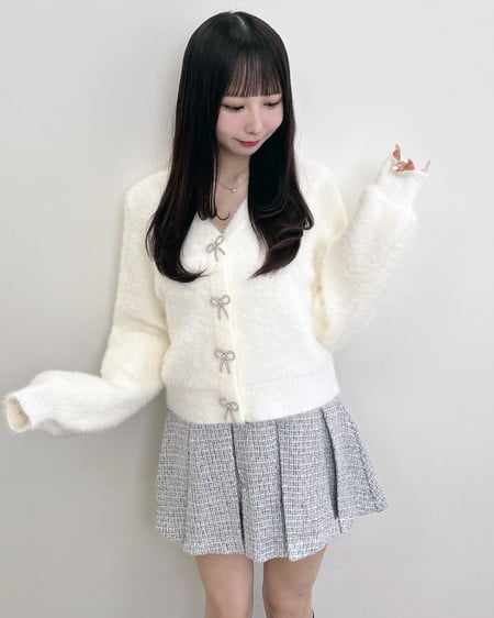 INGNI(イング) Vネックリボンボタンフェザーニットカーディガン アイボリー