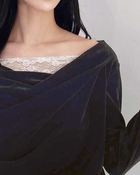INGNI（イング） レースドッキングベロアロングTシャツ ｸﾛ