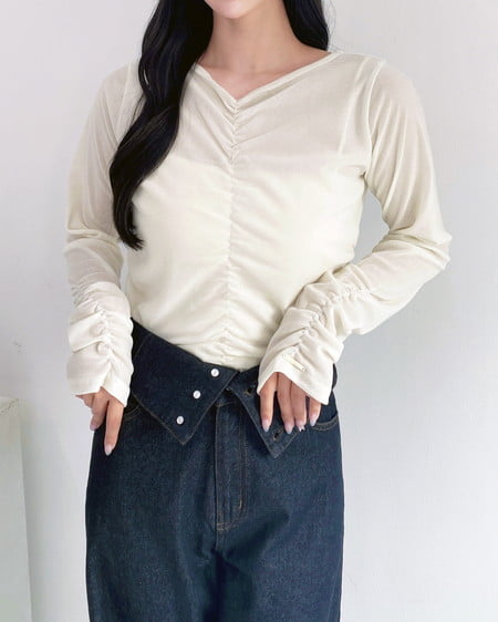 INGNI(イング) ベロアギャザーロングTシャツ アイボリー