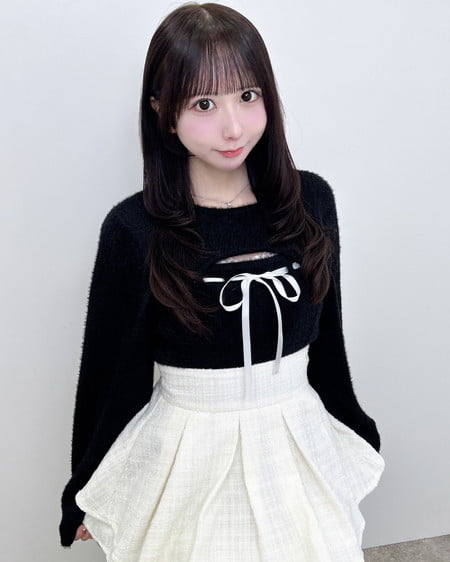 【リバイバル／WEB限定】フェザーリブデコルテオープンリボンニット