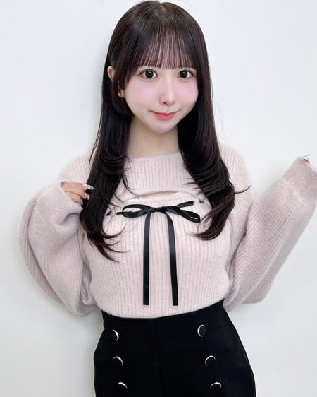 【リバイバル／WEB限定】フェザーリブデコルテオープンリボンニット