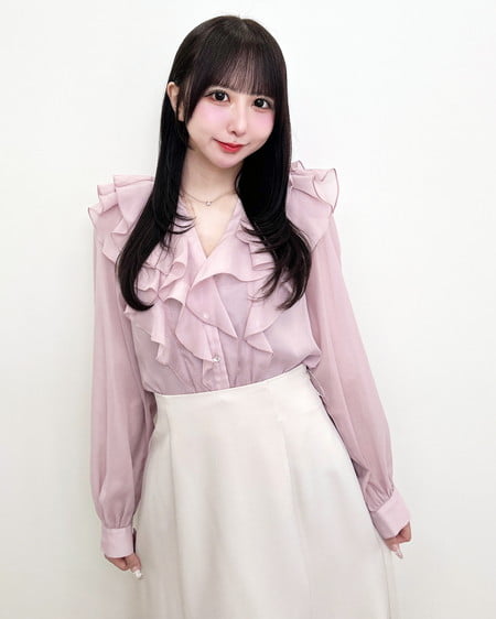 INGNI(イング) 装飾ボタンフリルシアーブラウス ピンク