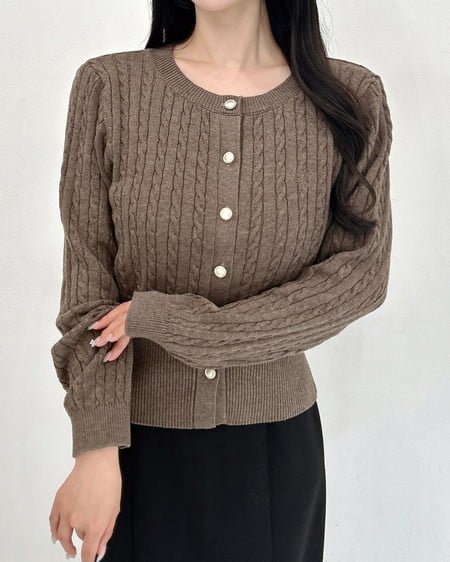 INGNI(イング) 胸刺繍金ボタンケーブルニットカーディガン ブラウン