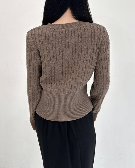 INGNI(イング) 胸刺繍金ボタンケーブルニットカーディガン ブラウン