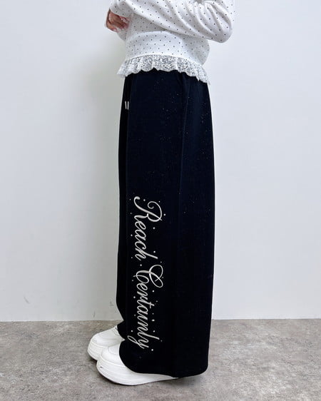 INGNI（イング） ラメスウェット刺繍ロゴパンツ ｸﾛ