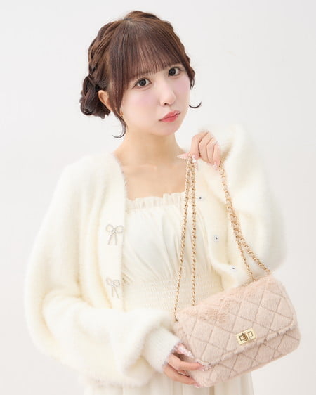 フェイクファーキルティングショルダーバッグ