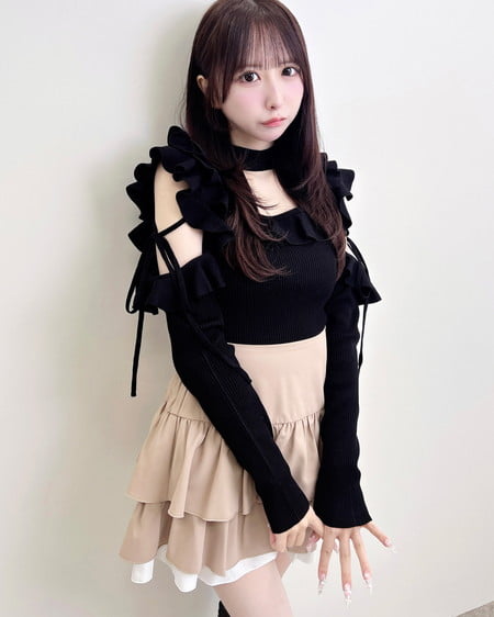 INGNI（イング） チョーカー付き肩開き長袖ニット ｸﾛ