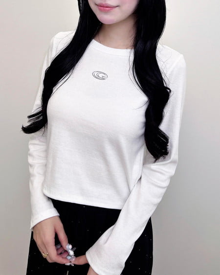 メタルロゴラメリブロンTシャツ