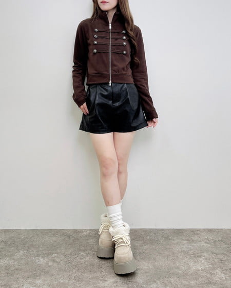 INGNI(イング) フェイクレザーショートパンツ クロ