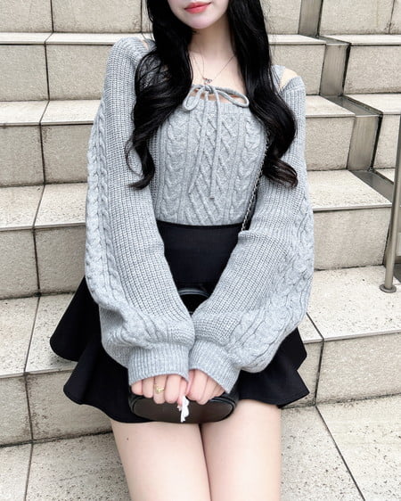 【9／9 2時までの限定価格】【WEB限定】ケーブルボレロニット＋キャミアンサンブル