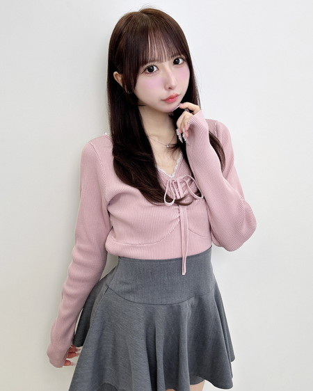 【9／9 2時までの限定価格】【WEB限定】フロントギャザーニット