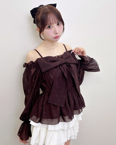 ラインストーン付シアーリボンオフショルブラウス