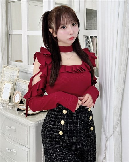 INGNI（イング） チョーカー付き肩開き長袖ニット ﾎﾞﾙﾄﾞｰ
