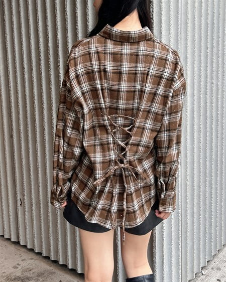 INGNI(イング) ラインストーン付バックレースアップチェック柄シャツ ブラウン/チェック