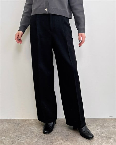 センタープレスワイドパンツ