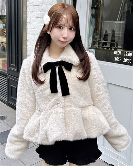 エコファーペプラムコート